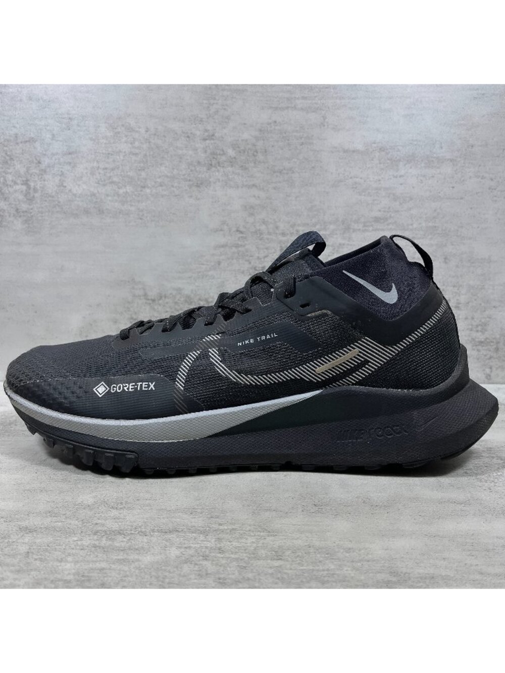 Nike React Pegasus Trail 4 Gore-Tex Trail Running Shoes - Men's Size 11 - Black